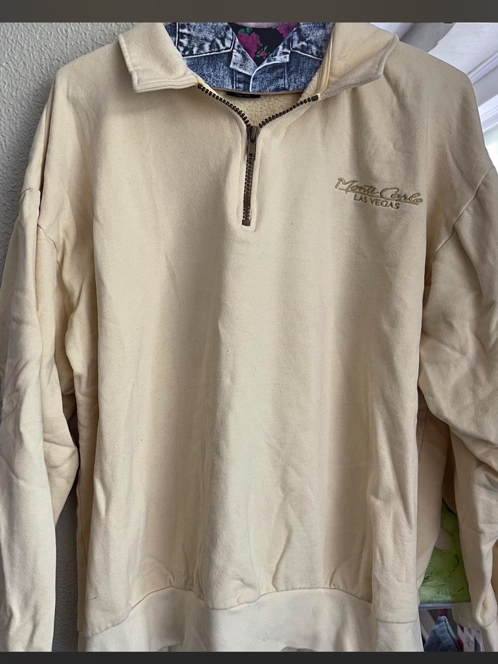 Vintage Monte Carlo Las Vegas Yellow quarter zip